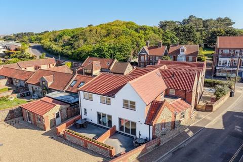 undefined, High Street, East Runton, NR27
