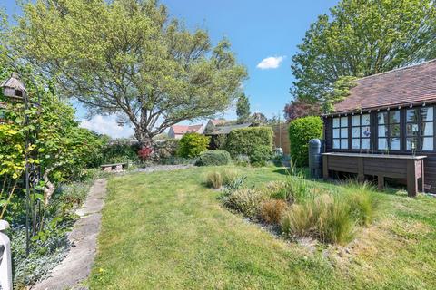 3 bedroom detached bungalow for sale, Top Close, Royston SG8