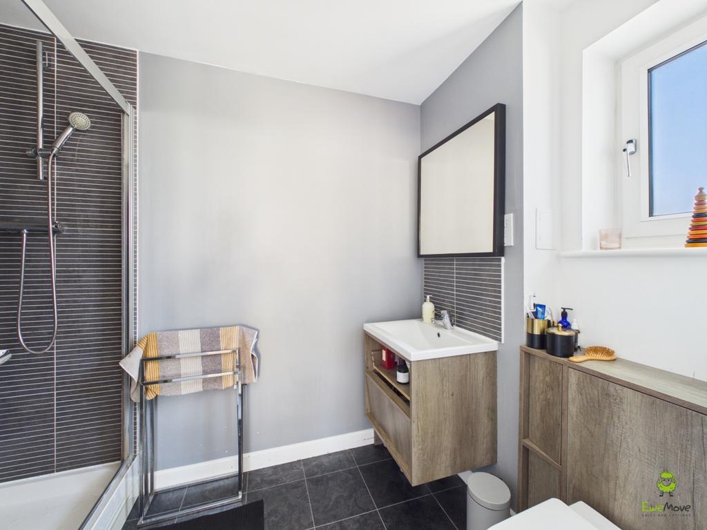 Presented by Nicoleta at Ewe Move Bexleyheath and