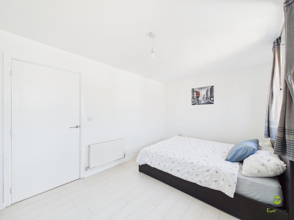 Presented by Nicoleta at Ewe Move Bexleyheath and