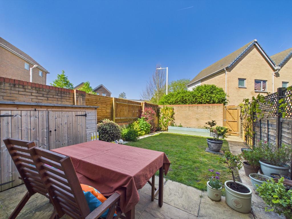 Presented by Nicoleta at Ewe Move Bexleyheath and