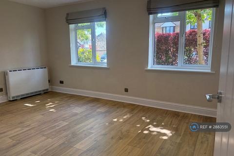 1 bedroom flat to rent, Chester Place, Chelmsford, CM1