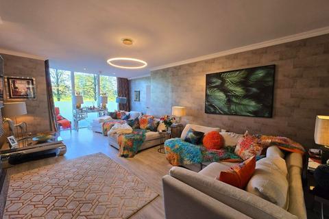 3 bedroom apartment for sale, Glasgow Harbour Terraces ~ GLASGOW WEST