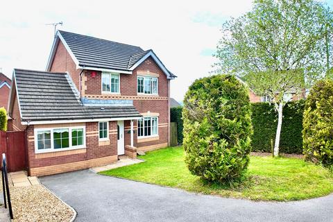 4 bedroom detached house for sale, Cwrt Neuadd Wen, Aberbargoed, CF81