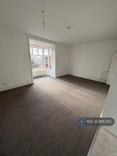 2 bedroom flat to rent, Oakleigh House, Sale, M33