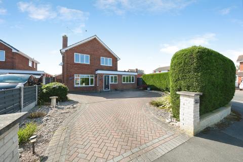 4 bedroom detached house for sale, Yew Tree Road, Retford, DN22