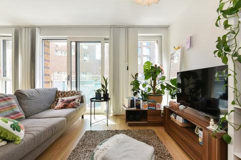 Studio for sale, Ivy Point, Bow Common E3