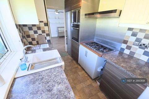 3 bedroom flat to rent, New St, Horsham, RH13