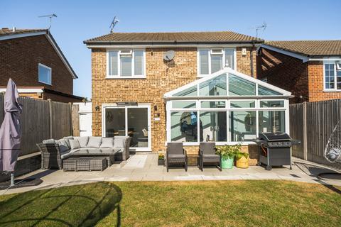 4 bedroom detached house for sale, Glenwood Close, Gillingham ME7