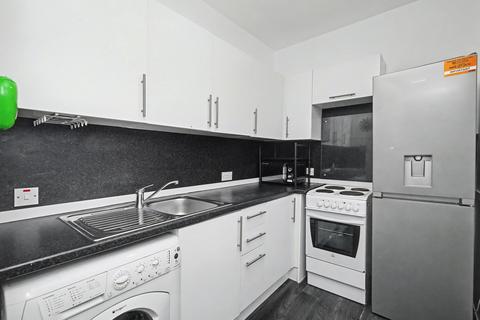 2 bedroom flat for sale, 127 Crewe Crescent, Crewe, Edinburgh, EH5 2JN