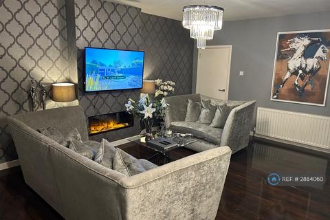 3 bedroom detached house to rent, Hillview Terrace, Edinburgh, EH12