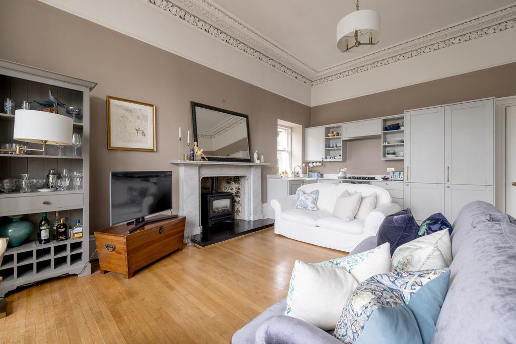 Apartment in Edinburgh, Church Hill, Morningside - More