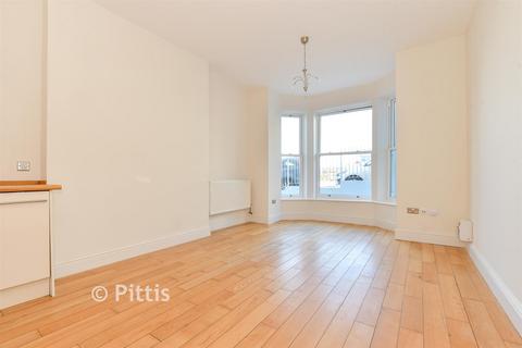 2 bedroom ground floor flat for sale, Hambrough House, Ventnor PO38