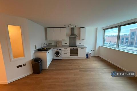 Studio to rent, Marco Island, Nottingham, NG1