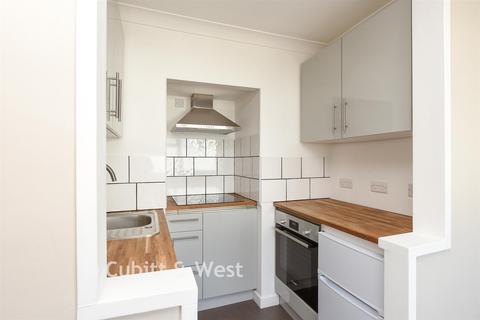 1 bedroom ground floor flat for sale, Riverside Court, Dorking RH4