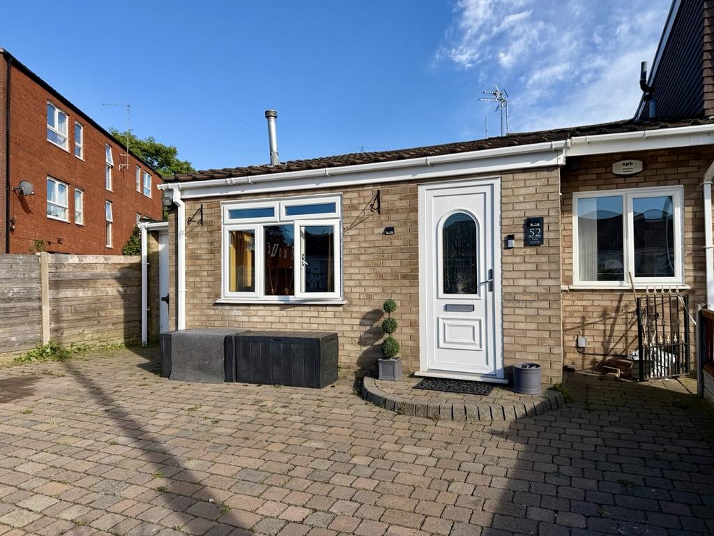 3 bedroom semi-detached bungalow for sale
