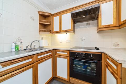 1 bedroom apartment for sale, High Street, Baldock