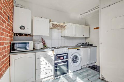 3 bedroom terraced house for sale, Meadway, Surbiton, KT5