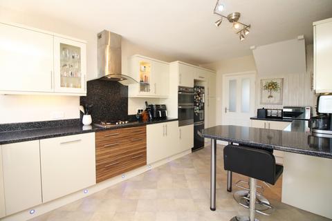 3 bedroom bungalow for sale, Southdown Drive,  Thornton-Cleveleys, FY5