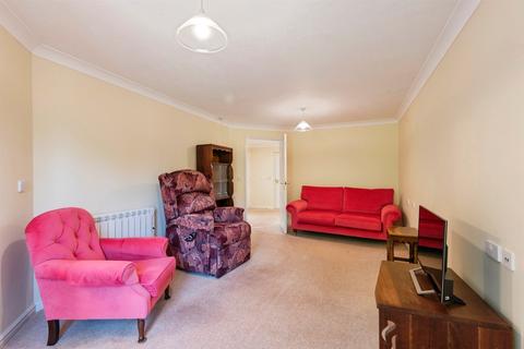 1 bedroom flat for sale, Fish Hill, Royston