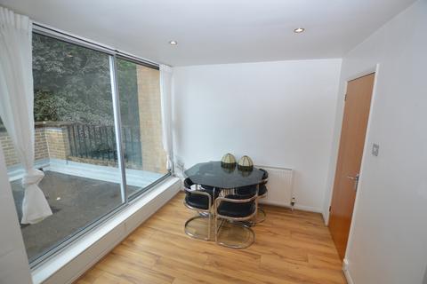 4 bedroom apartment to rent, Bingham Court, Sheffield, S10