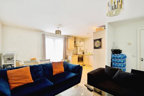 1 bedroom flat for sale, Cedar Avenue, Enfield, EN3