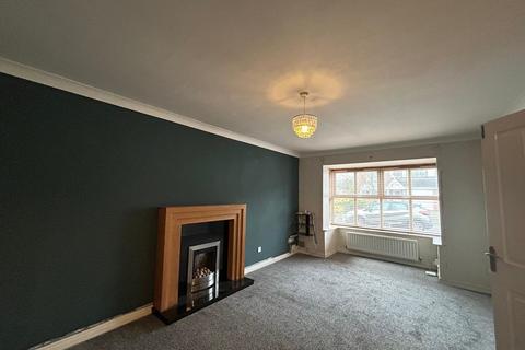 3 bedroom house to rent, Goldcrest Road, Nottingham, NG6