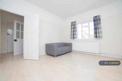2 bedroom flat to rent, Dover Court, London, SE10