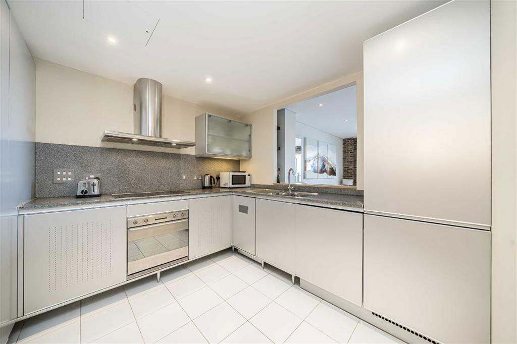 Apartment in London - More