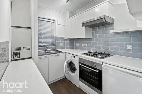 1 bedroom terraced house for sale, Devoil Close, Guildford