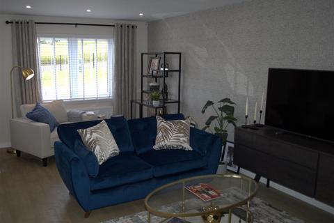 4 bedroom detached house for sale, Lanark Road, Braidwood, Carluke