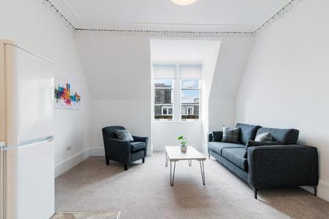 3 bedroom flat to rent, Whitehall Street, Dundee, DD1