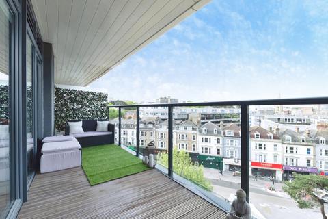 2 bedroom flat for sale, Madeira Road, Bournemouth, Dorset, BH1