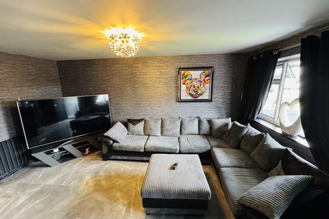 3 bedroom semi-detached house for sale, Sandpiper Road, Wigan, WN3