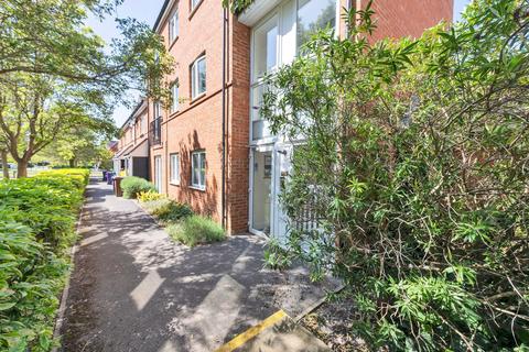 2 bedroom flat for sale, Pippin Grove, Royston SG8