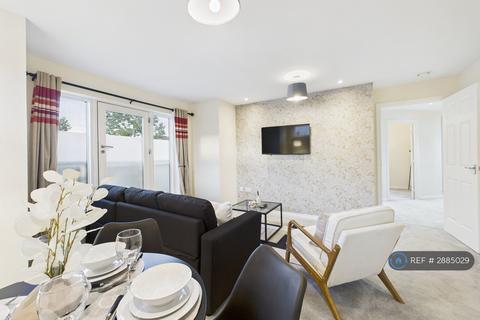 2 bedroom flat to rent, Corinne Court, Cheltenham, GL51