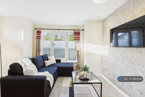 2 bedroom flat to rent, Corinne Court, Cheltenham, GL51