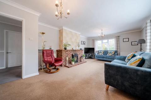 3 bedroom detached bungalow for sale, Mareham Road, High Hameringham, Horncastle, LN9 6PE