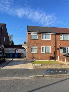 3 bedroom semi-detached house to rent, Wolseley Road, Sale, M33