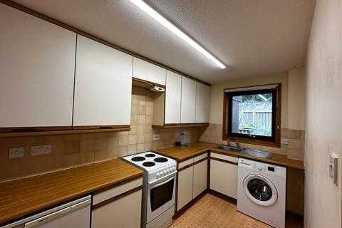 2 bedroom house to rent, 17A Taylors Lane, ,