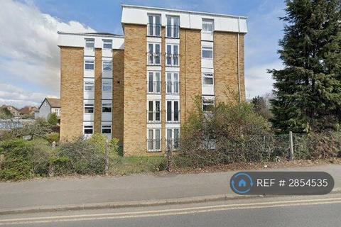 2 bedroom flat to rent, Greenlands Road, Staines-Upon-Thames, TW18