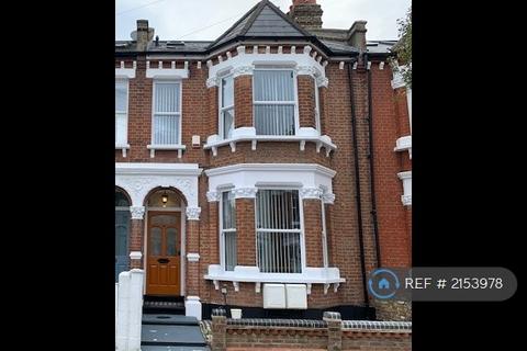 6 bedroom terraced house to rent, Calbourne Road, London, SW12