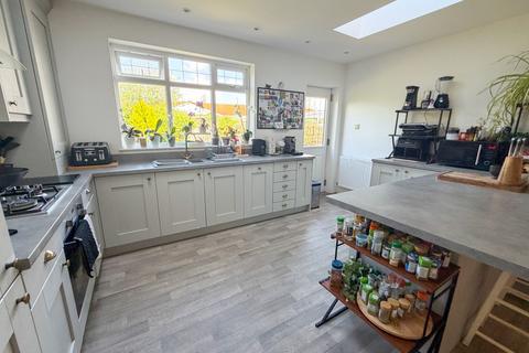 3 bedroom detached house for sale, Jaycroft Road, Burnham-On-Sea, Somerset, TA8