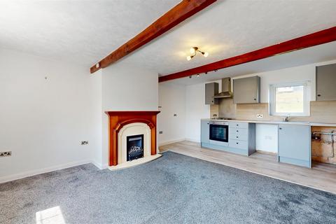 2 bedroom terraced house for sale, Bradshaw Lane, Halifax