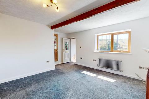 2 bedroom terraced house for sale, Bradshaw Lane, Halifax
