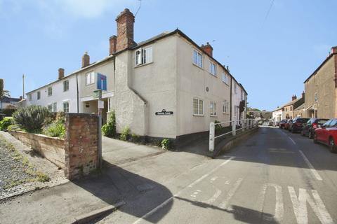 4 bedroom cottage for sale, Main Street, Leicester LE9