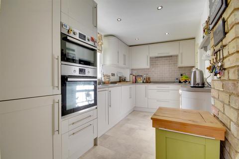 2 bedroom semi-detached house for sale, Mill Road, Wistow