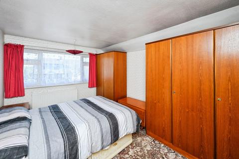 3 bedroom detached house for sale, Sedgebrook Close, Nottingham, Nottinghamshire, NG6
