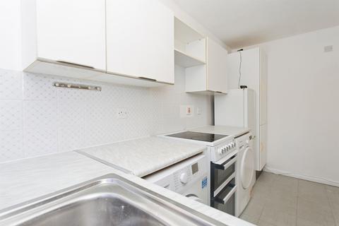 2 bedroom end of terrace house for sale, The Rowans, Milton, Cambridge