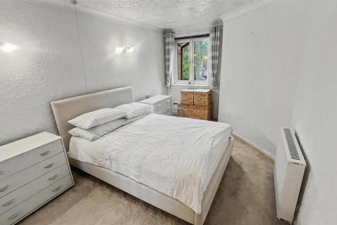 1 bedroom flat for sale, Wake Green Road, Birmingham B13